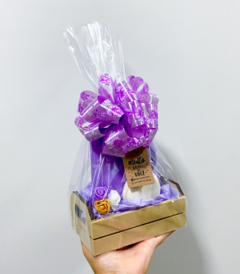 Presente Joy (Hidratante + Toalha Social + Sabonete) - comprar online