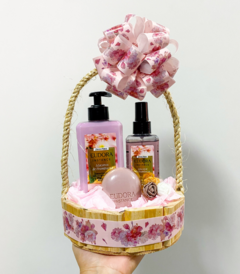 Presente Framboesa (Hidratante + Body Splash + Sabonete) na internet