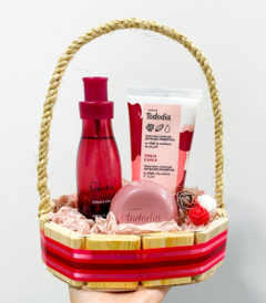 Presente Cereja e Avelã (hidratante + Body Splash + Sabonete) - loja online