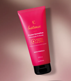 Hidratante Desodorante Corporal Instance Frutas Vermelhas 200ml - comprar online