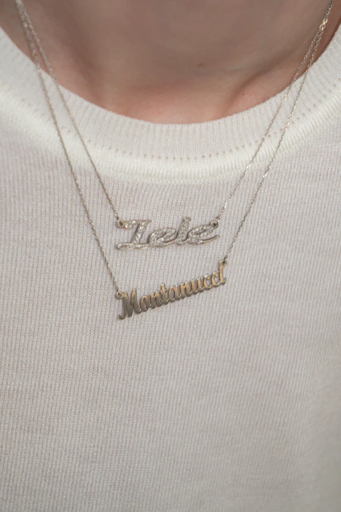 Colar de Nome em Ouro
