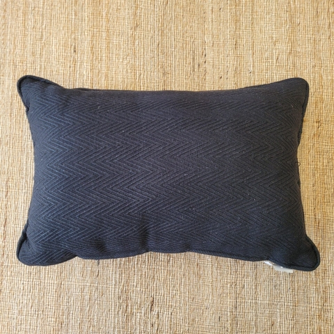 Almofada Cheia Zig Zag Preta 50x30