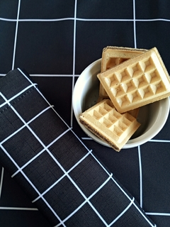 Guardanapo Grid Preto na internet