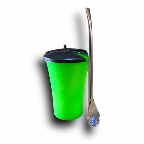 KIT PLASTICO COLORIDO COM TAMPA E BOMBA