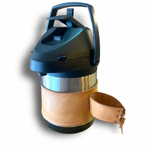 GARRAFA TÉRMICA INOX LISA 2,5LT + CINTA COURO