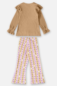 Conjunto blusa e calça flare em ribana canelada - comprar online