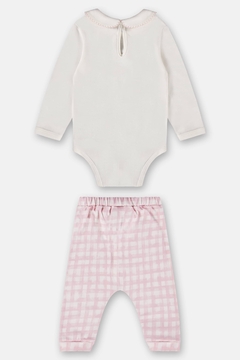 Conjunto body e calça em suedine - comprar online