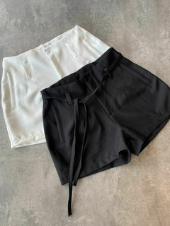 SHORT SASTRERO PINZADO