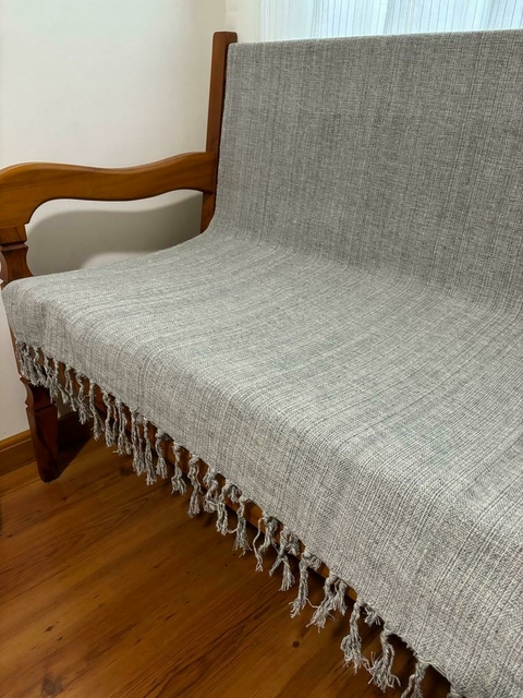 Manta para sofá ou cama de casal 1,80m x 2,40m Cor Cinza Claro