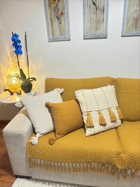 Manta para Sofá Trabalhada Amarelo Mostarda - comprar online