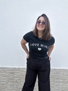 Tshirt em algodão Love Wins