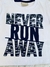 Camiseta Baby Masculina Milon Never Run Away - comprar online