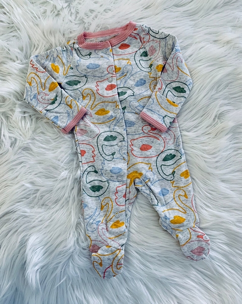 Macacão Pijama Carters Cisne