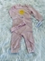 Macacão Pijama Carters com faixa - Sol rosa