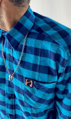 CAMISA LEÑADORA AQUA en internet