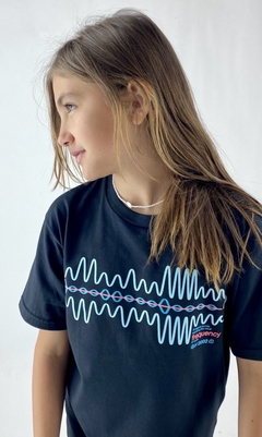 Remera M/c Waves Kids 23 - comprar online