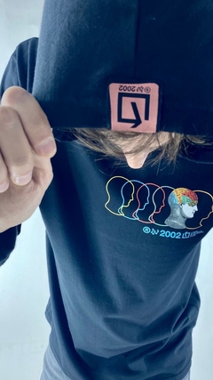 REMERA MANGA LARGA CAPUCHA BRAIN ON w23 en internet