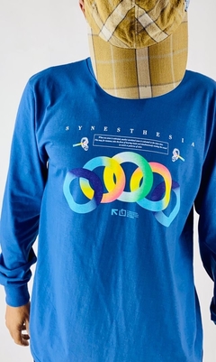 Remera Manga Larga SINESTESIA - comprar online