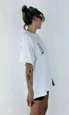REMERA MUJER s24 OVERSIZE JAPAN en internet