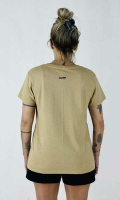 REMERA MUJER PRINT s24 PARKER - Rethink Hurlingham