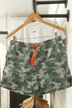 SHORT CAMU VRDE/NGRO