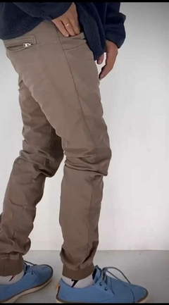 PANTALON JOGGER CAMEL ELAST - comprar online