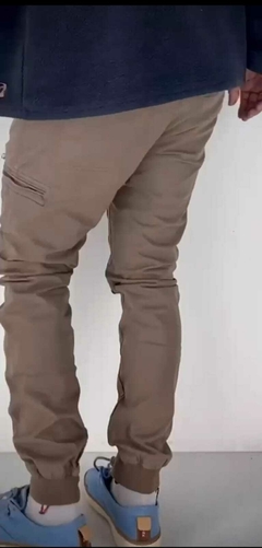 PANTALON JOGGER CAMEL ELAST en internet