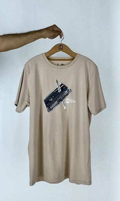 REMERA MC S25 CASSETTE FLOYD en internet