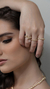 Anel em zircônias dourado - comprar online