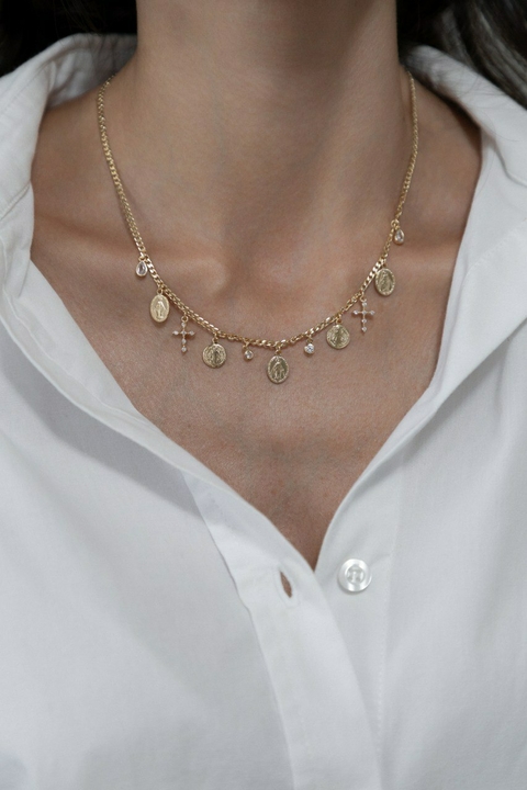 Colar dourado - religioso