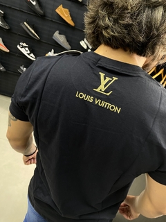 camiseta Lv M - comprar online
