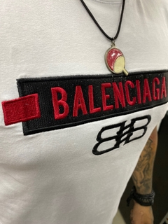 camiseta chinesa balenciaga M - comprar online