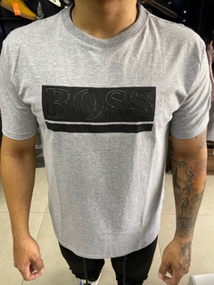 camiseta boss M