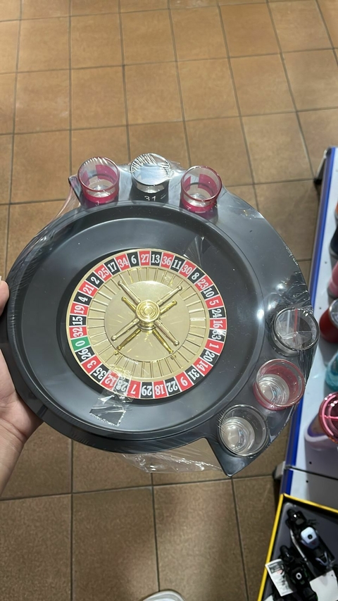 DRINKING ROULLETE SET
