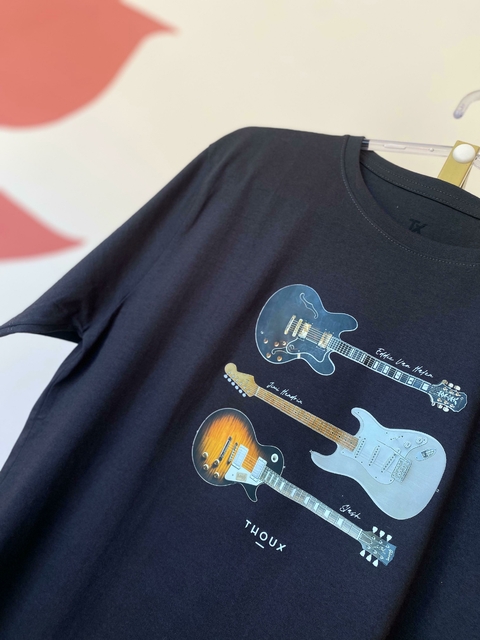 Camiseta Masc Overcome Guitarra