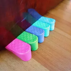 Traba puertas chico