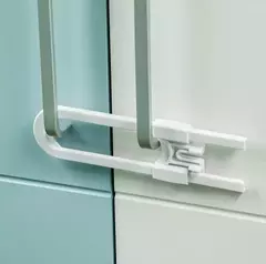 Traba puertas Cocina
