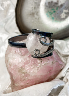 Pulseira de Garfo com Quarto Rosa