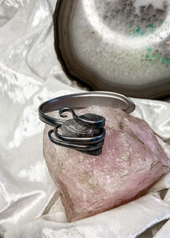 Pulseira de Garfo com Ametista Acinzentada - buy online