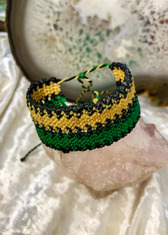 Pulseira de Macramê Caminho dos Incas (ou tornozeleira) na internet