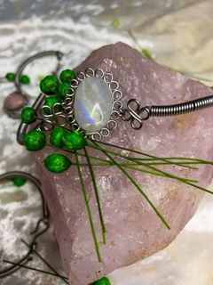 Pulseira com Pedra da Lua