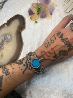 Pulseira com Howlita Turquesa - loja online