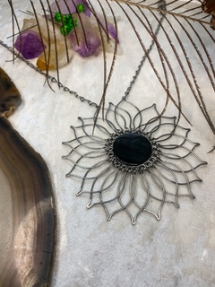 Colar Mandala com Ágata Negra - comprar online