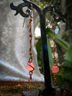 Brincos de Cobre com Quartzo Rosa - comprar online