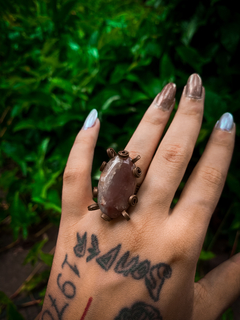 Anel de Cobre com Quartzo Goiaba - comprar online