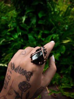 Anel de Cobre com Obsidiana Dourada