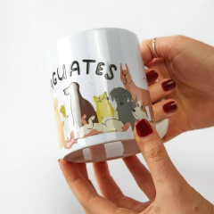 Taza con relieve