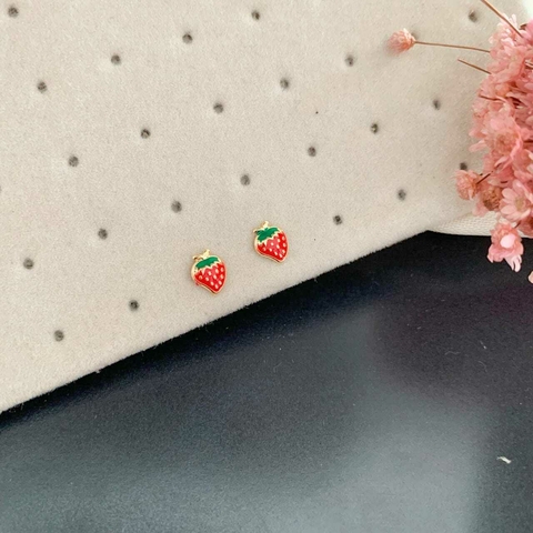 Brinco Morango Banhado OURO a 18K