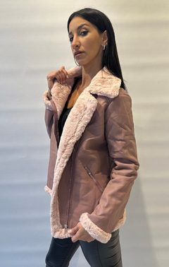 Imagen de Campera Simil Cuero Ecologico Con Piel Larga Cruzada Mujer