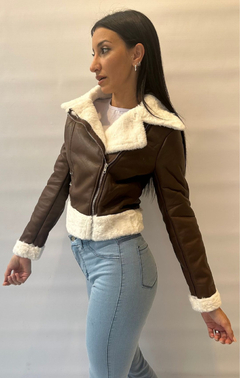 Campera Simil Cuero Ecologico Con Piel Cruzada Corta Mujer - tienda online